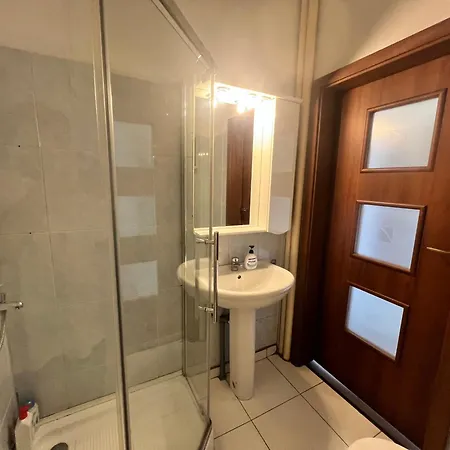 Lazynest - Cozy Apt Near Coltea Hospital Old Town * Bucharest
